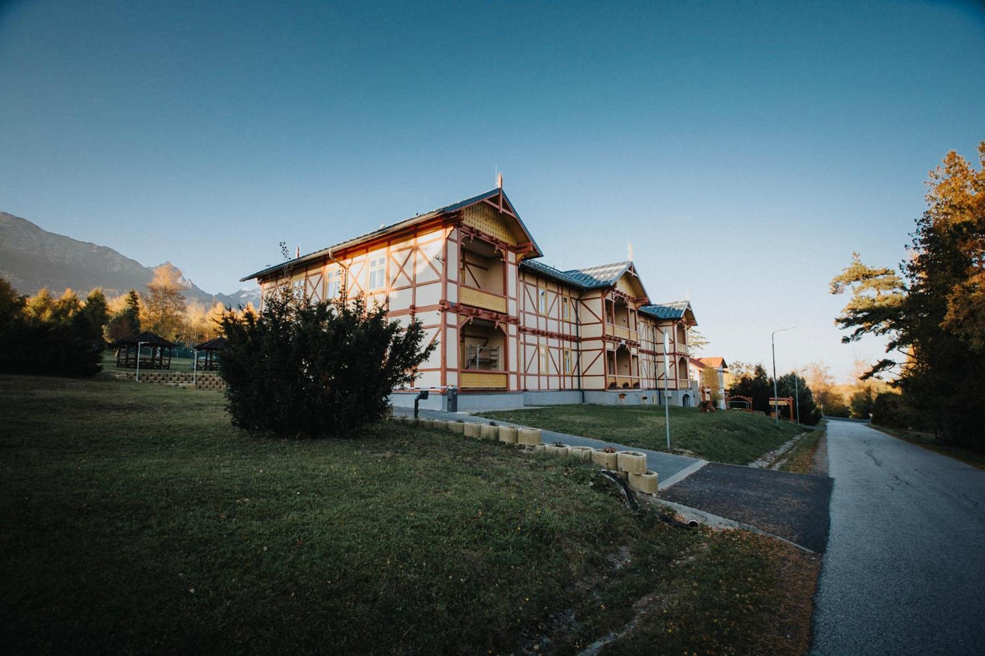 Vila Kollar Vysoke Tatry Bilik gambar