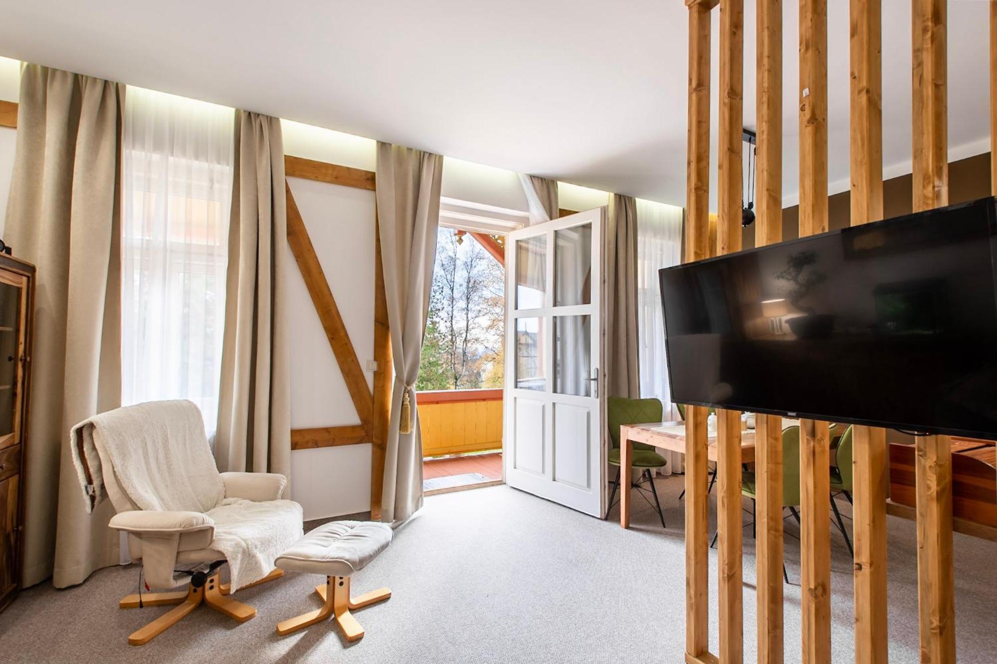 Vila Kollar Vysoke Tatry Bilik gambar
